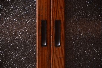 ダイヤガラス!ナラ材天板のリメイク品　アンティークのカウンターテーブル(収納棚・戸棚)