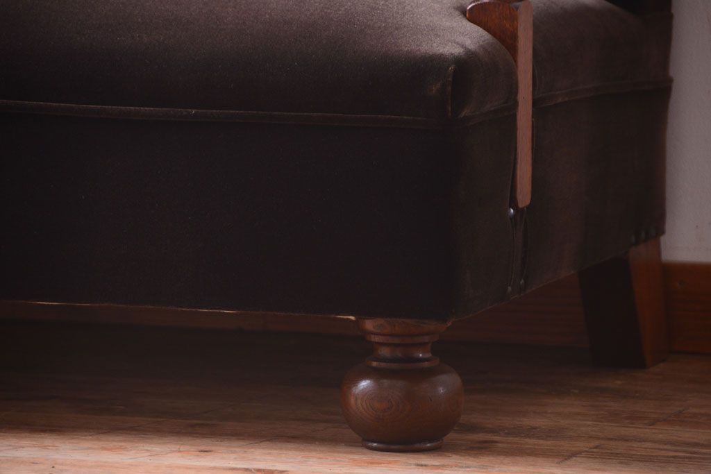 アンティーク家具　ナラ材製!2.5人掛けアンティークアームソファ