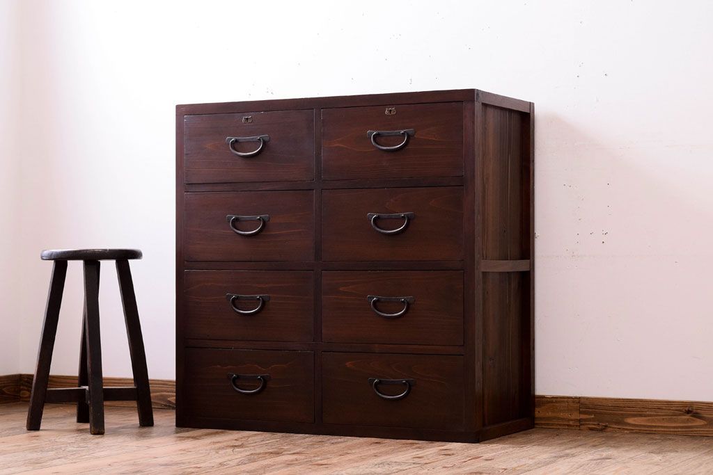 アンティーク家具　シンプルなアンティーク8杯チェスト