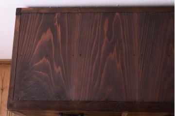 アンティーク家具　シンプルなアンティーク8杯チェスト