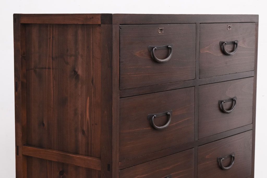 アンティーク家具　シンプルなアンティーク8杯チェスト