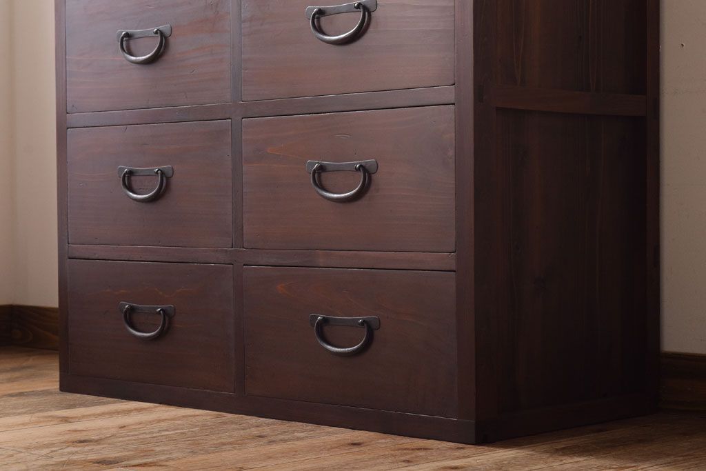 アンティーク家具　シンプルなアンティーク8杯チェスト