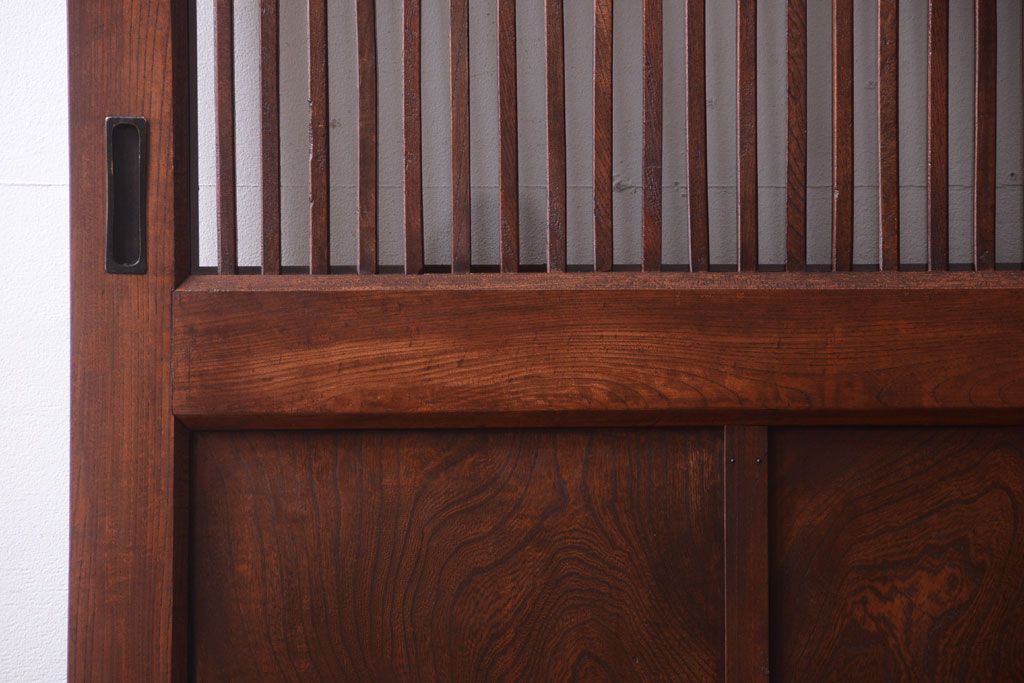 古民具・骨董　総欅　裏ガラス入りのアンティーク格子蔵戸(2)(玄関戸)