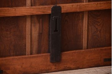 古民具・骨董　総欅　裏ガラス入りのアンティーク格子蔵戸(2)(玄関戸)