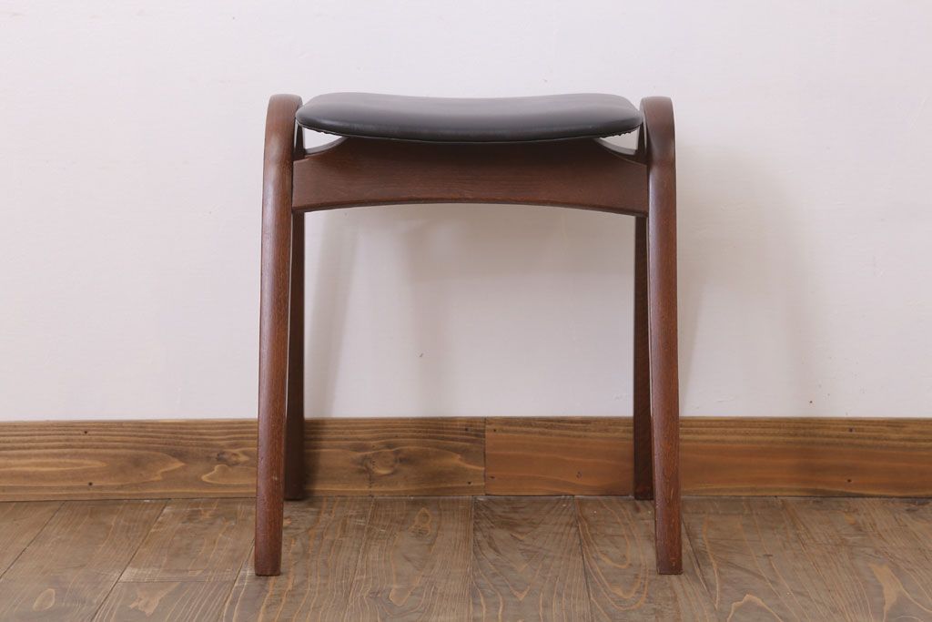 中古　秋田木工　ビンテージ　おしゃれな曲げ木スツール(1)