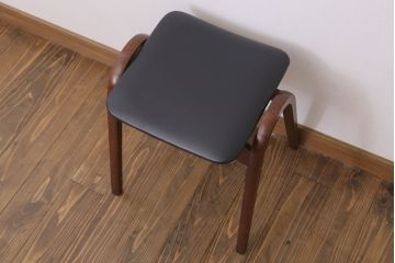 中古　秋田木工　ビンテージ　おしゃれな曲げ木スツール(1)
