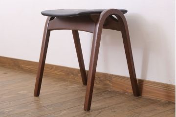中古　秋田木工　ビンテージ　おしゃれな曲げ木スツール(1)