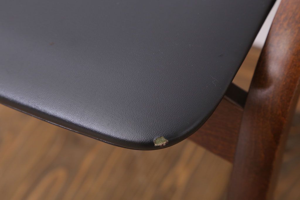 中古　秋田木工　ビンテージ　おしゃれな曲げ木スツール(1)