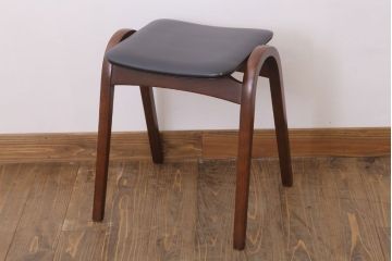 中古　秋田木工　ビンテージ　おしゃれな曲げ木スツール(1)