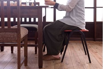 中古　秋田木工　ビンテージ　おしゃれな曲げ木スツール(2)