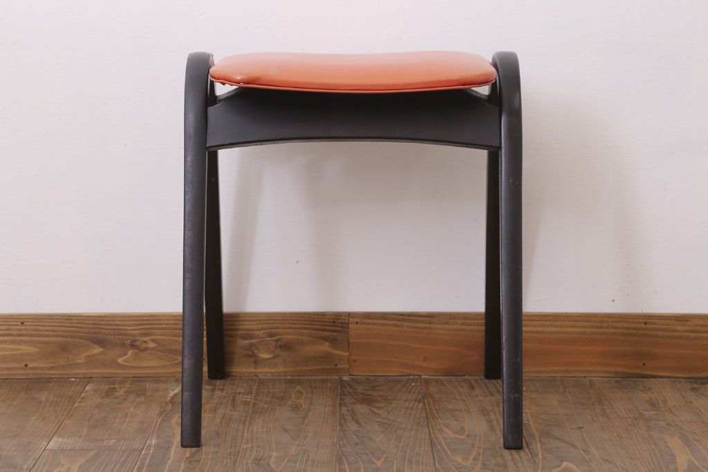 中古　秋田木工　ビンテージ　おしゃれな曲げ木スツール(2)