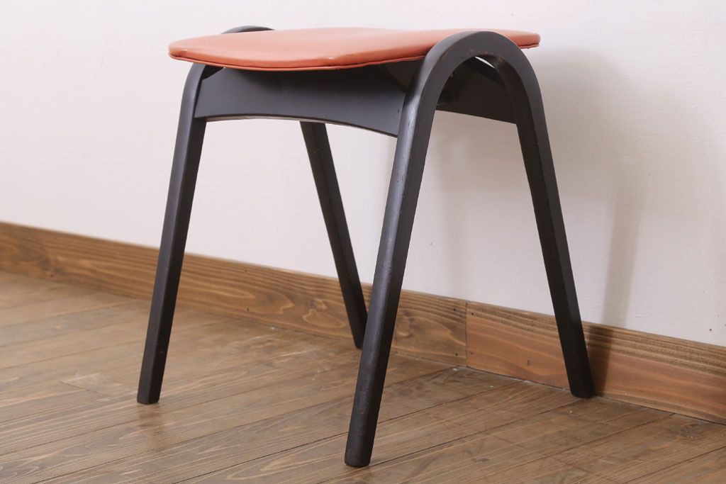 中古　秋田木工　ビンテージ　おしゃれな曲げ木スツール(2)