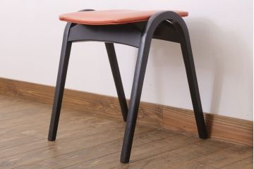 中古　秋田木工　ビンテージ　おしゃれな曲げ木スツール(2)