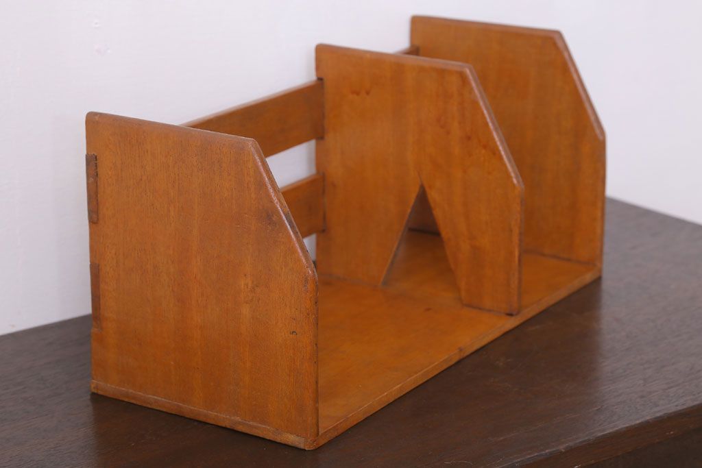 アンティーク雑貨　昭和レトロな本立て(1)