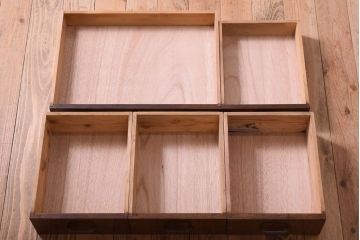 アンティーク家具　古い木製のシンプルなアンティーク片袖机(2)