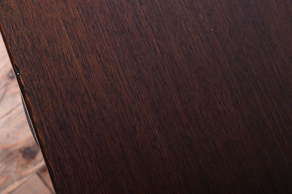 アンティーク家具　古い木製のシンプルなアンティーク片袖机(2)