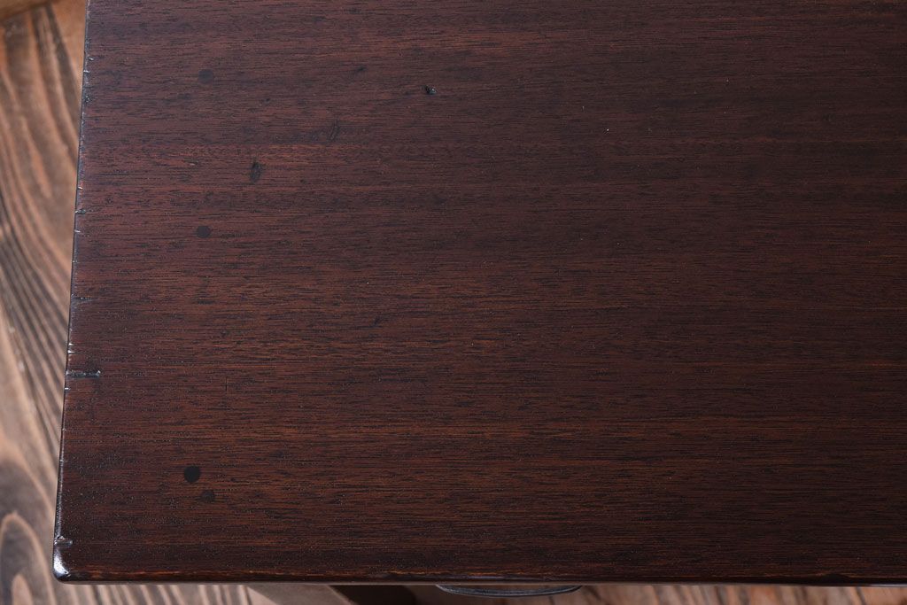 アンティーク家具　古い木製のシンプルなアンティーク片袖机(2)