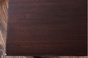 アンティーク家具　古い木製のシンプルなアンティーク片袖机(2)