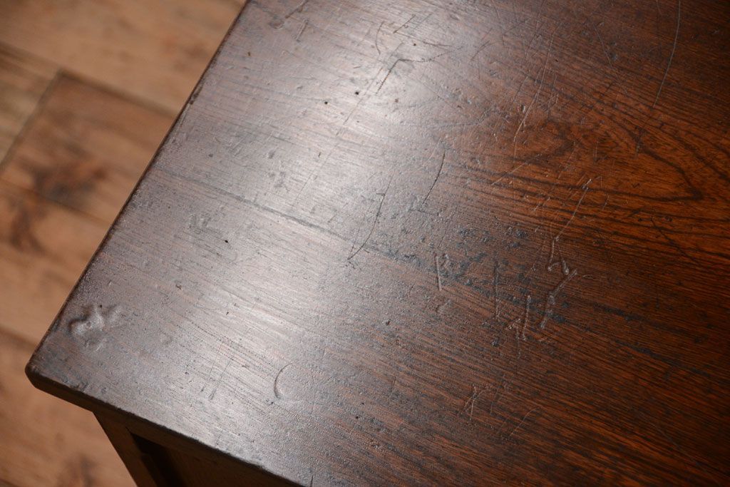 アンティーク家具　古い木製のシンプルなアンティーク片袖机