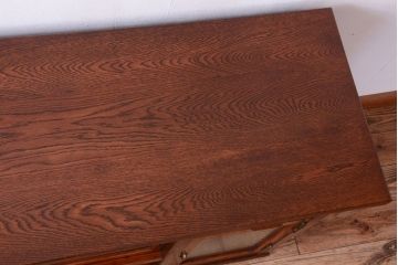 アンティーク家具　ナラ材天板のリメイク品　アンティークのカウンターテーブル(収納棚・戸棚)