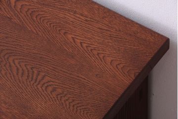 アンティーク家具　ナラ材天板のリメイク品　アンティークのカウンターテーブル(収納棚・戸棚)