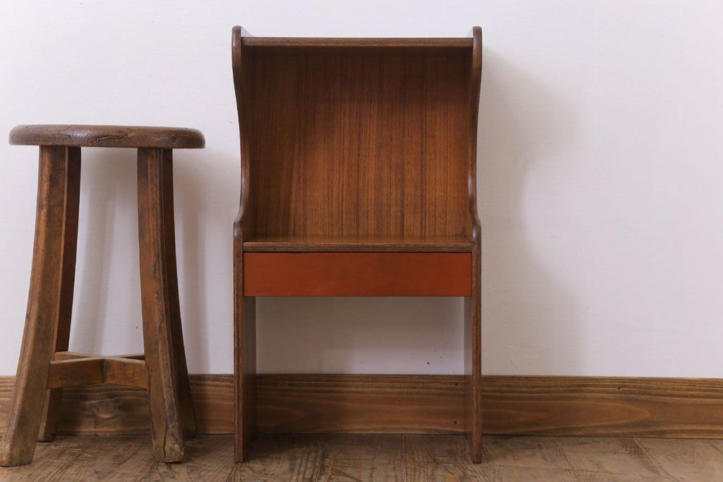 レトロ家具　昭和レトロ　小ぶりなサイドテーブル(電話台)