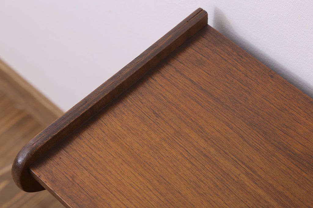 レトロ家具　昭和レトロ　小ぶりなサイドテーブル(電話台)