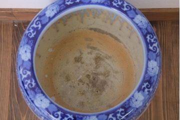 アンティーク雑貨　鳳凰文!和製アンティーク瀬戸火鉢(古民具・骨董)