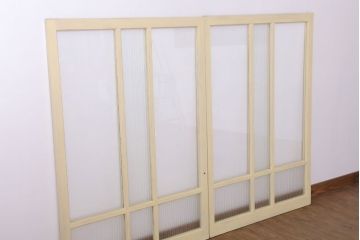 銀モールガラス入りの引き戸2枚セット(窓)