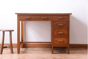 レトロ家具　昭和レトロ　古いナラ材製のシンプルなアンティーク片袖机(2)