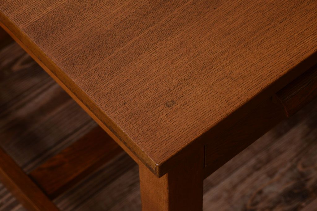 レトロ家具　昭和レトロ　古いナラ材製のシンプルなアンティーク片袖机(2)