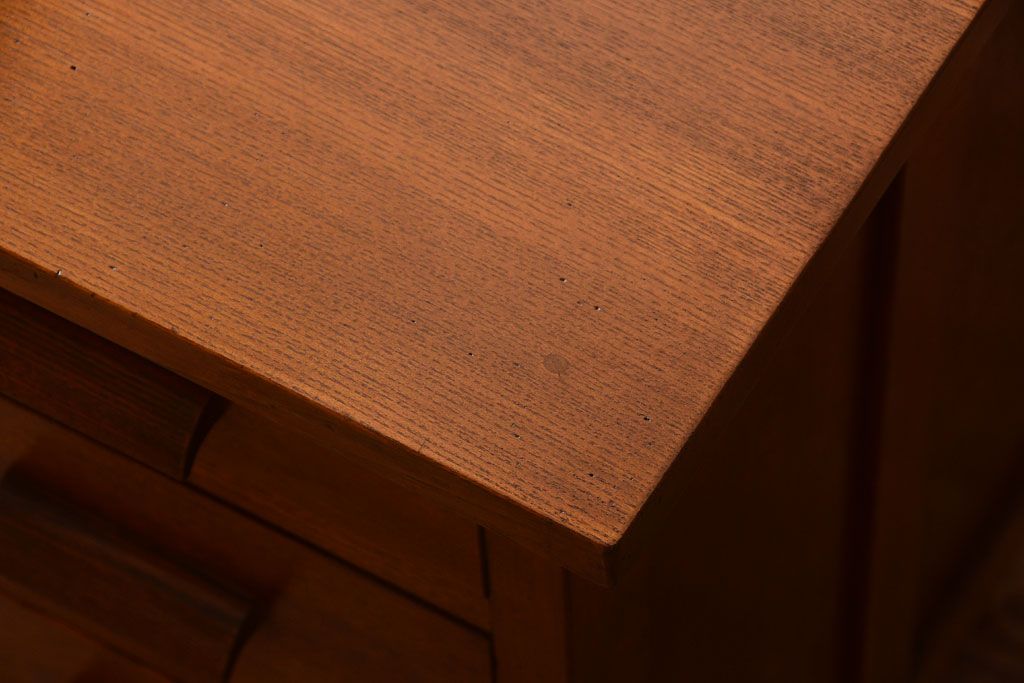 レトロ家具　昭和レトロ　古いナラ材製のシンプルなアンティーク片袖机(2)