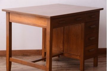 レトロ家具　昭和レトロ　古いナラ材製のシンプルなアンティーク片袖机(2)