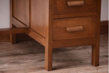 レトロ家具　昭和レトロ　古いナラ材製のシンプルなアンティーク片袖机(2)