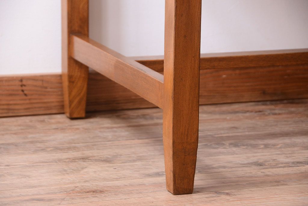 レトロ家具　昭和レトロ　古いナラ材製のシンプルなアンティーク片袖机(2)