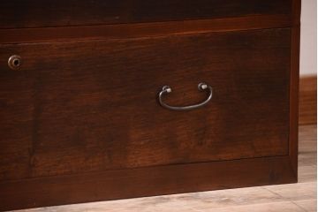 アンティーク家具　三方栗材!古い木製のシンプルな観音箪笥(衣装箪笥)
