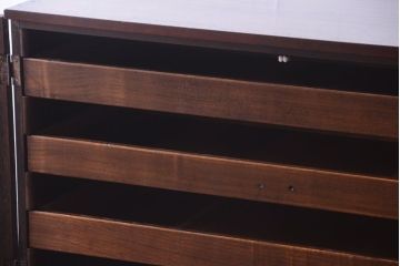 アンティーク家具　三方栗材!古い木製のシンプルな観音箪笥(衣装箪笥)