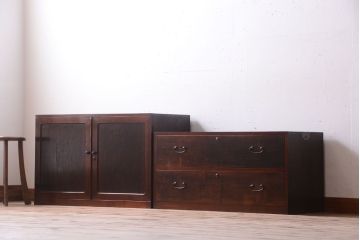 アンティーク家具　三方栗材!古い木製のシンプルな観音箪笥(衣装箪笥)