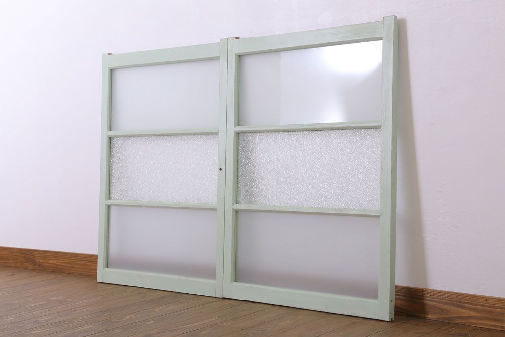 すりガラス・ダイヤガラス入りの引き戸2枚セット(窓)