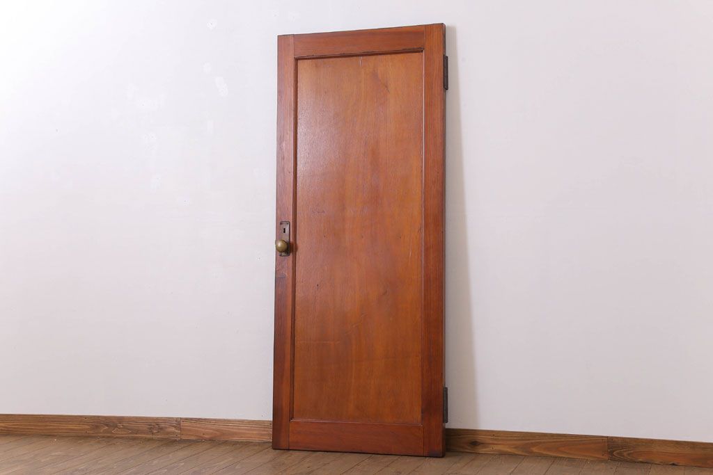 古い木製!シンプルで小ぶりな和製アンティークのドア(扉)