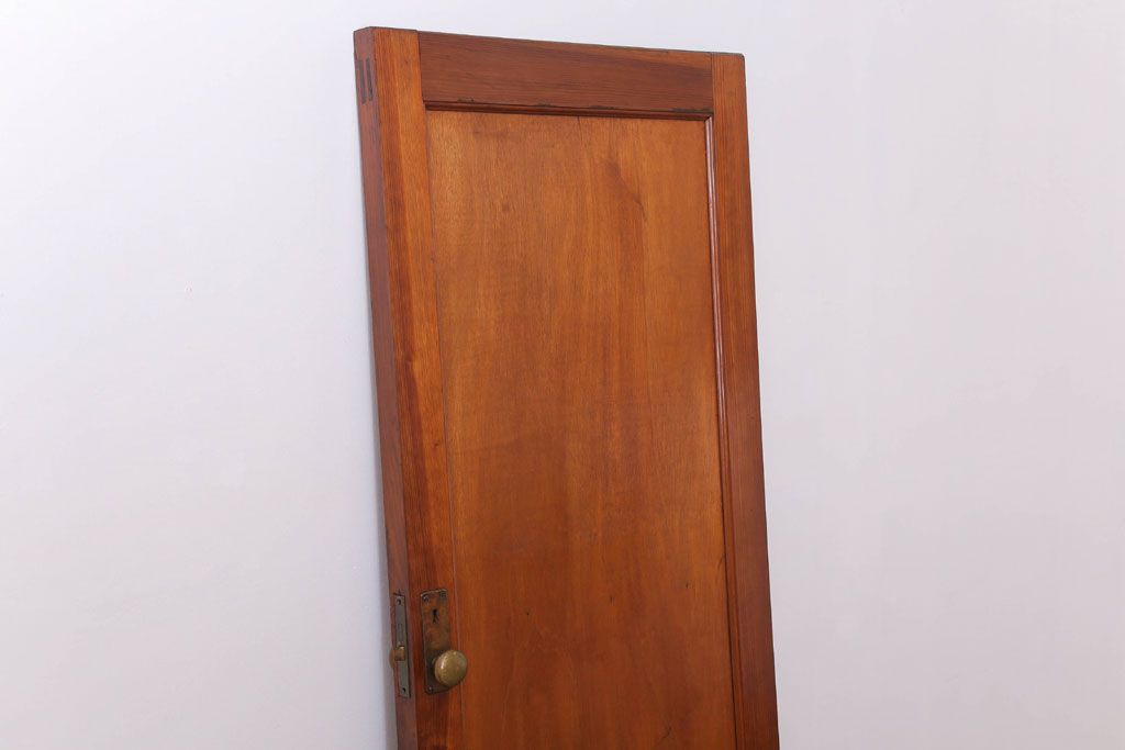 古い木製!シンプルで小ぶりな和製アンティークのドア(扉)