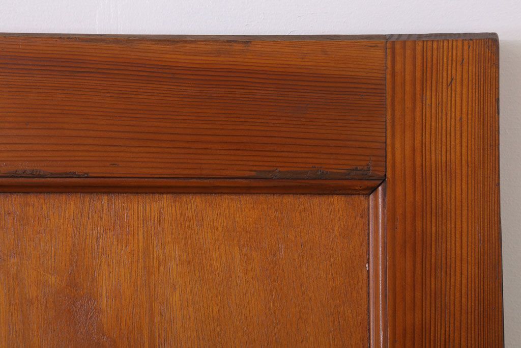 古い木製!シンプルで小ぶりな和製アンティークのドア(扉)