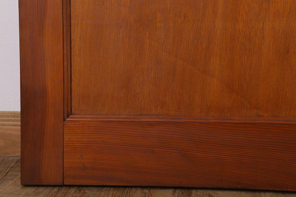 古い木製!シンプルで小ぶりな和製アンティークのドア(扉)