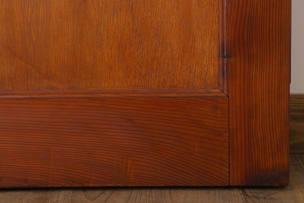 古い木製!シンプルで小ぶりな和製アンティークのドア(扉)