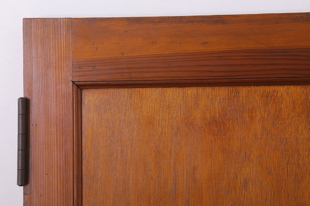 古い木製!シンプルで小ぶりな和製アンティークのドア(扉)