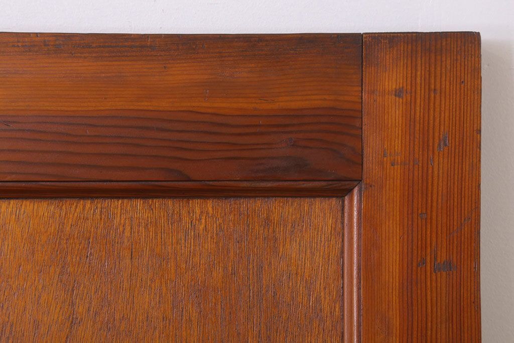 古い木製!シンプルで小ぶりな和製アンティークのドア(扉)