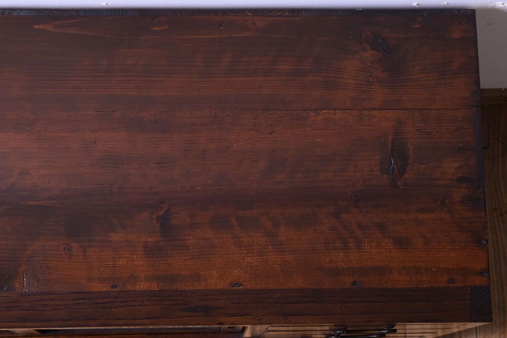 アンティーク家具　結霜ガラス入り!古い木のアンティークローボード