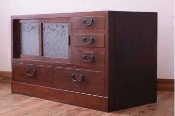 アンティーク家具　結霜ガラス入り!古い木のアンティークローボード