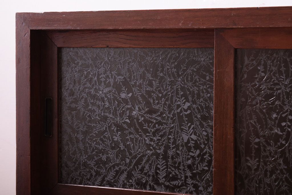 アンティーク家具　結霜ガラス入り!古い木のアンティークローボード