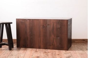 アンティーク家具　結霜ガラス入り!古い木のアンティークローボード